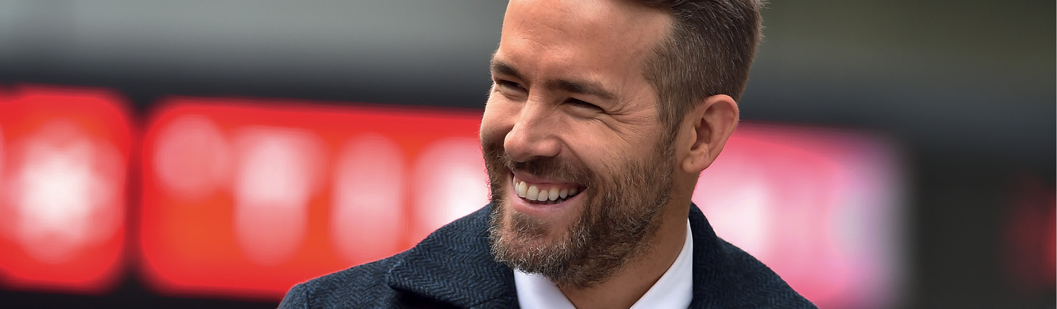 You are currently viewing Ryan Reynolds’ Signature Style