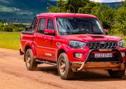 REVIEW: Mahindra Pik Up S11 Automatic