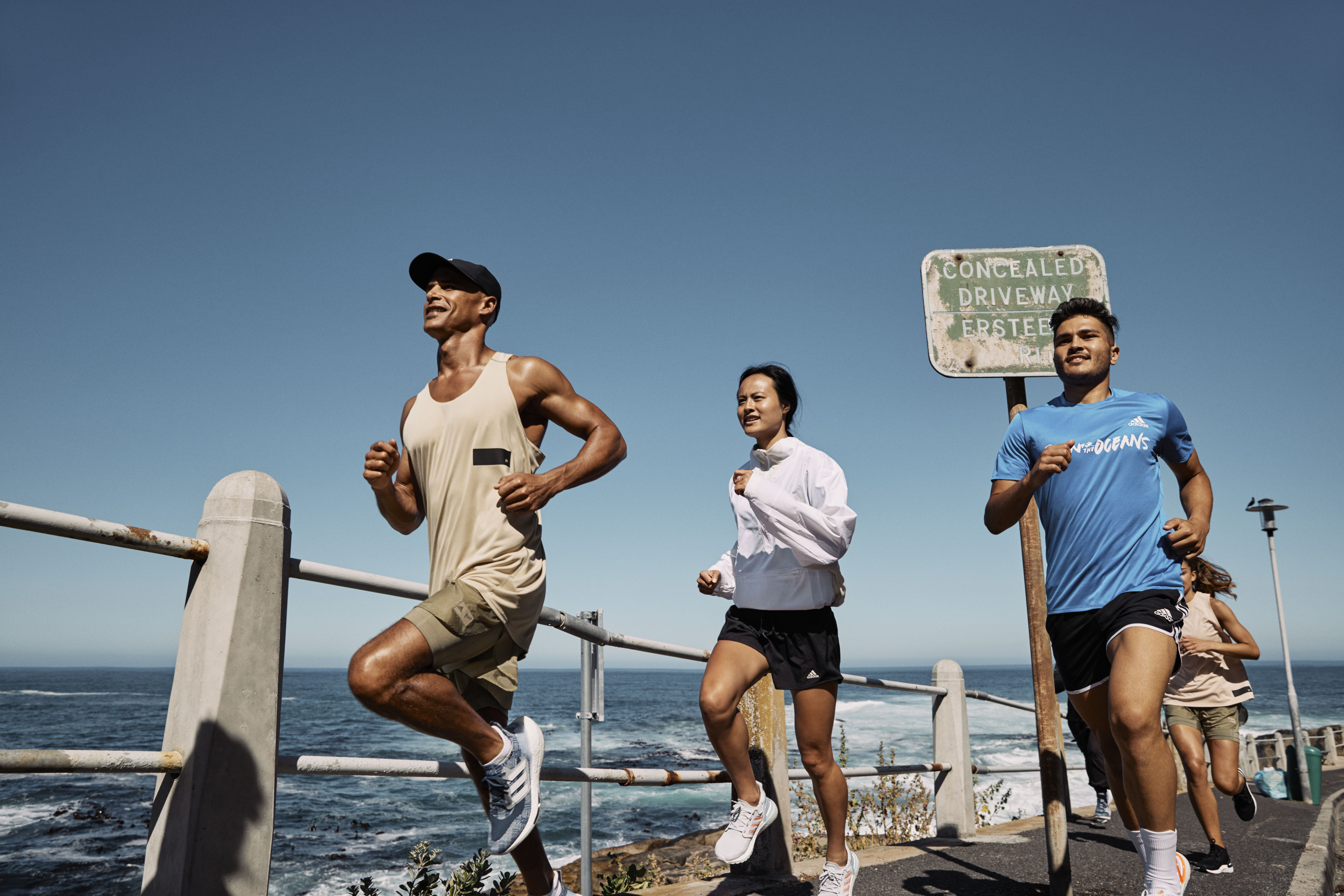You are currently viewing Adidas x Parley Run for the Oceans