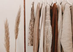 How to  build a capsule wardrobe