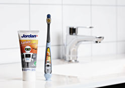 Jordan Kids Toothpaste Keeps Kids Brushing