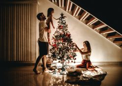 Cash-savvy tips for the festive season