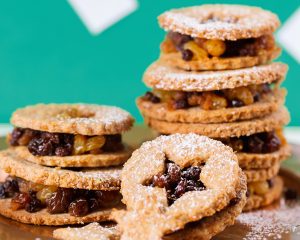 Read more about the article Mince pie biscuits