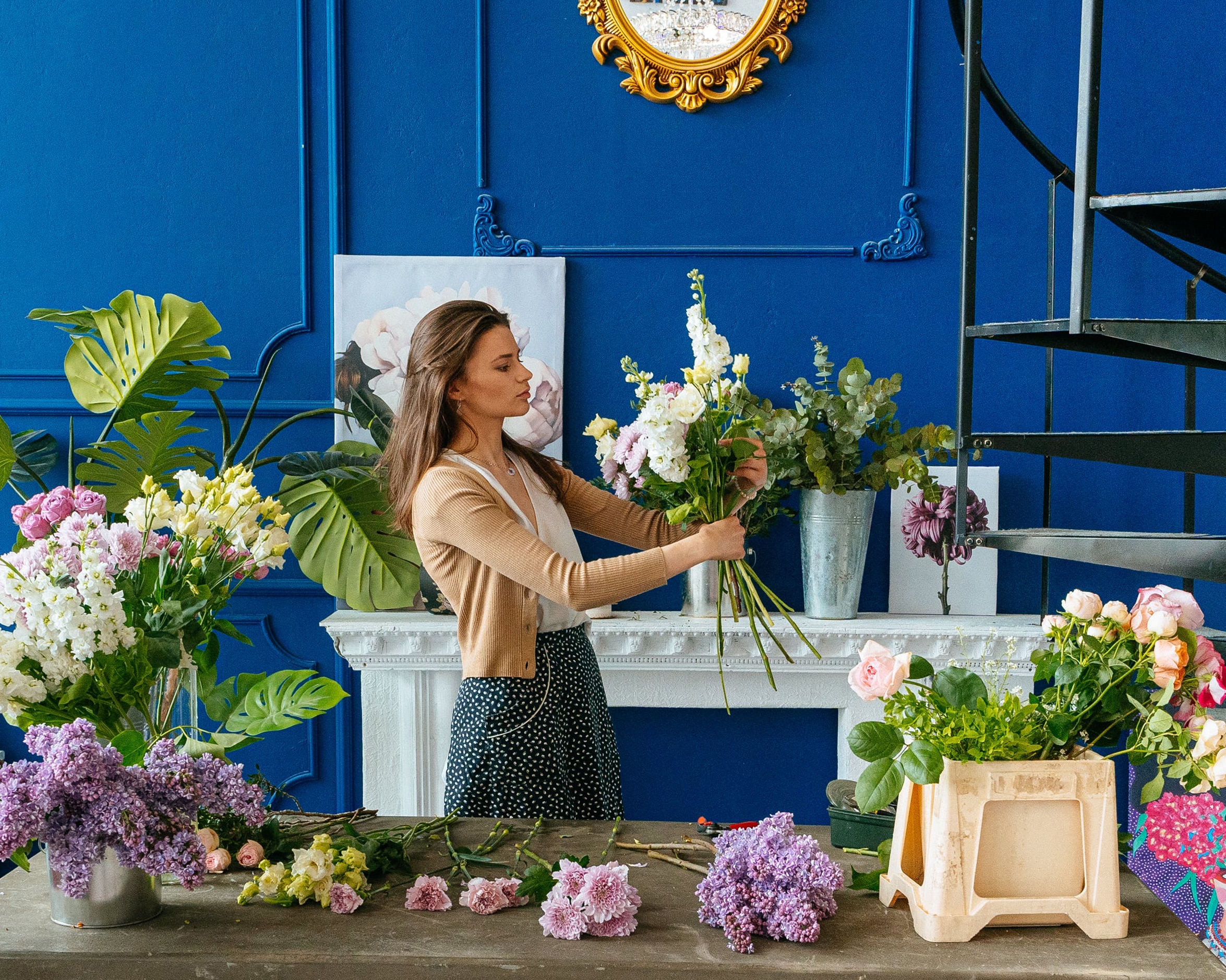You are currently viewing How to create a captivating floral centrepiece 