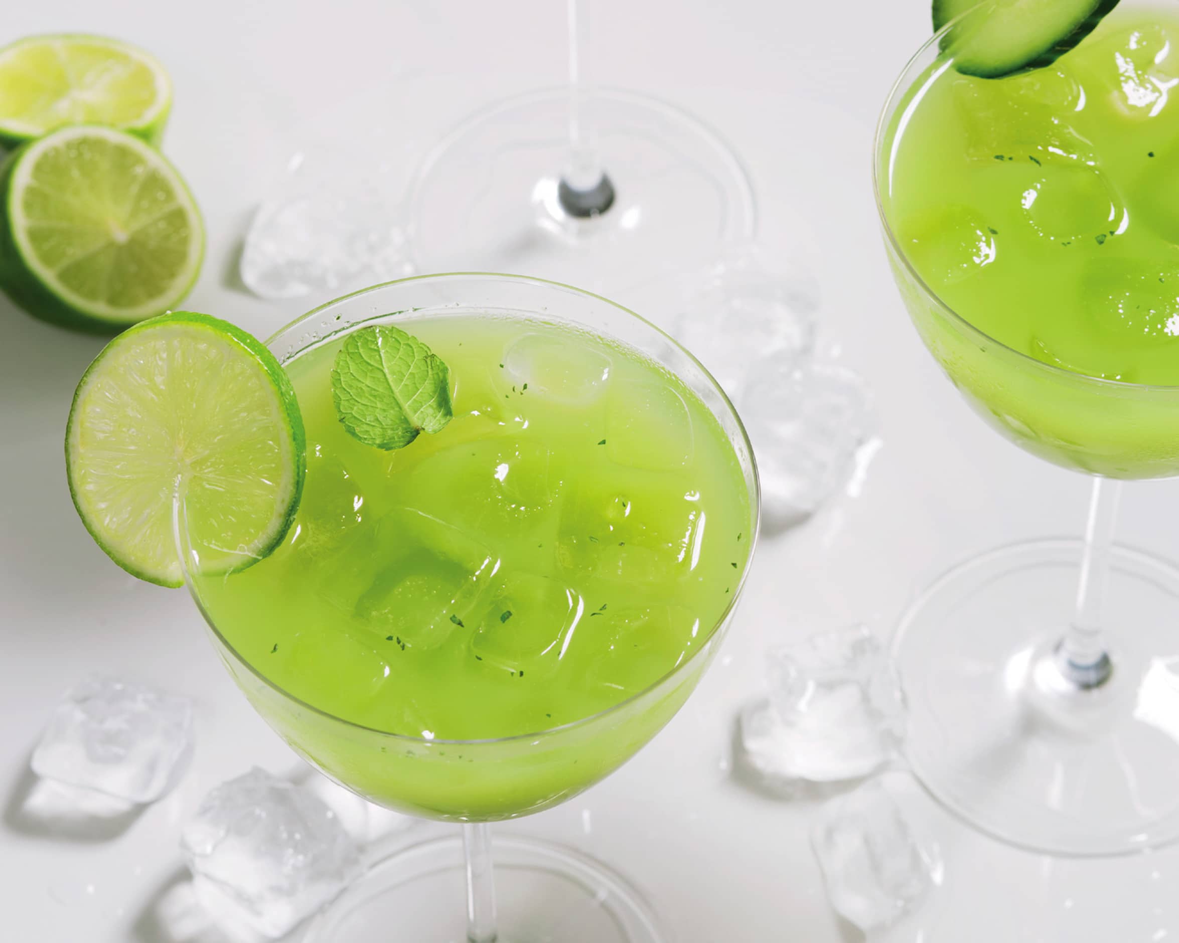 You are currently viewing 4 Festive party drinks recipes 