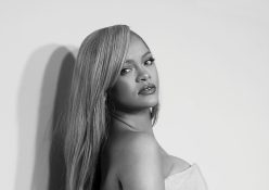 Rihanna: The icon of our time 