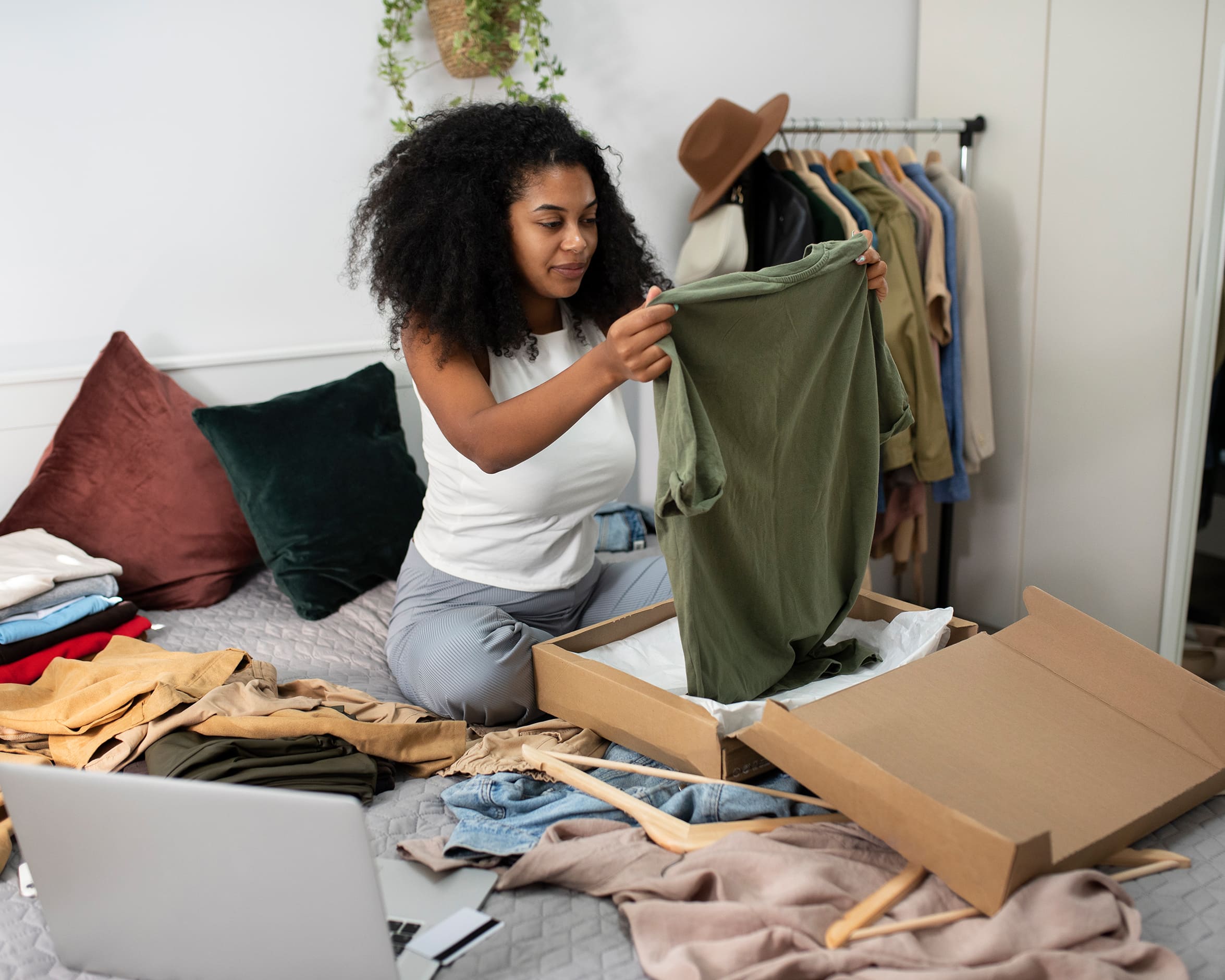 You are currently viewing 5 Tips for an end-of-winter wardrobe detox 