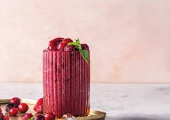 2 Refreshing berry smoothies to beat the heat 