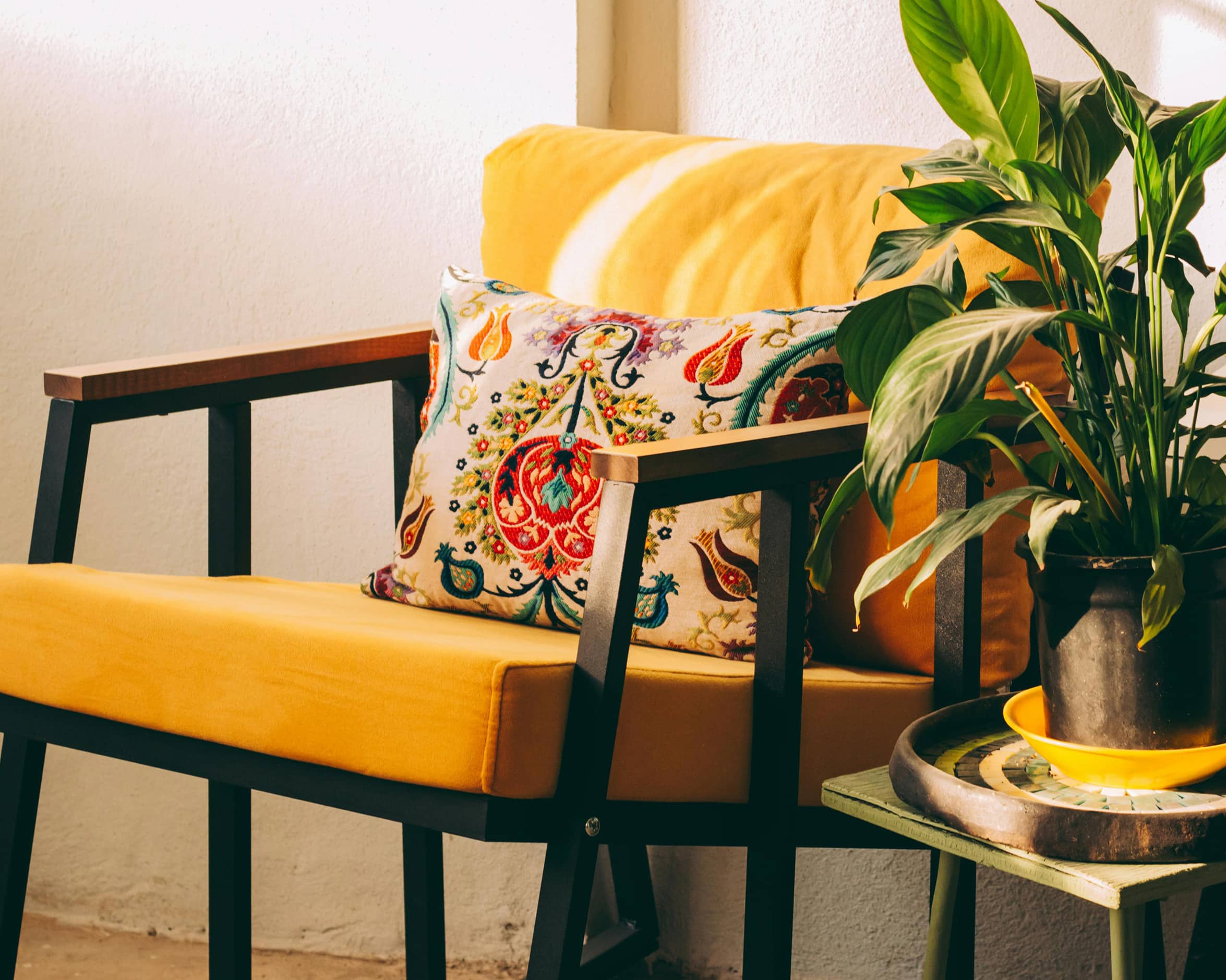 You are currently viewing 4 Practical ways to transition your home décor from summer to autumn